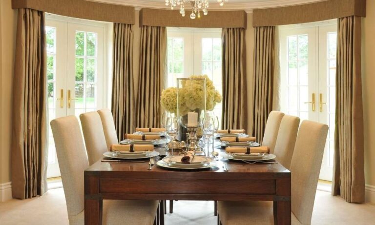 How to Choose Fabric for Dining Room Chairs