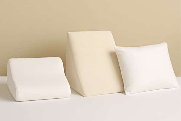 Choose the Right Pillows To Arrange Pillows To Sleep Upright