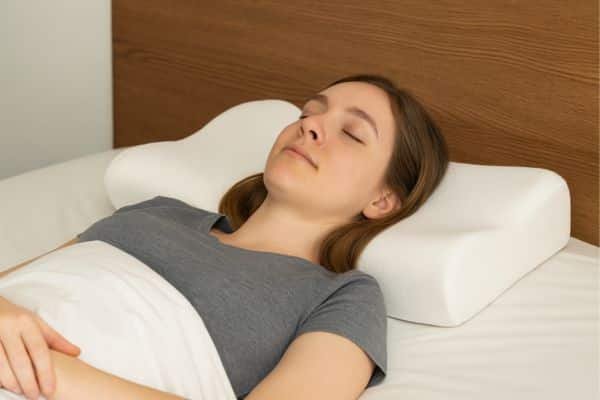 How to Sleep on a Cervical Pillow (Without Feeling Weird)