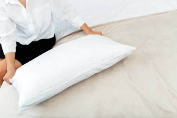 Why Measuring Your Pillow Insert Matters