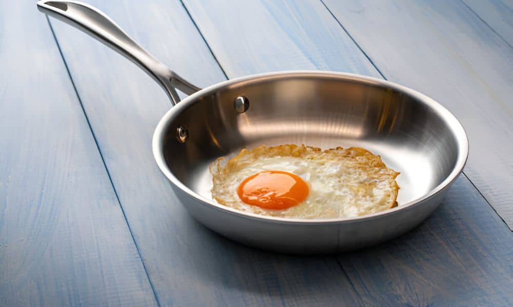 How To Fry Egg In Stainless Steel Pan