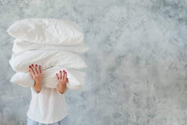 The Ideal Number of Pillows: One Is Usually Enough