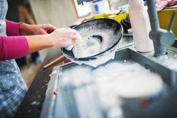 Cleaning the Pan (Without Stress)