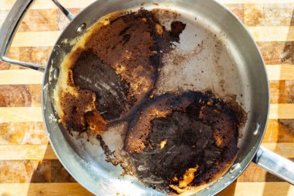 How to Get Burnt Food Out of a Pan (Mini-Guide Inside)
