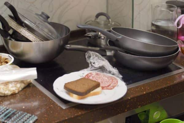 Rust Happens—Here’s How to Fix To Clean Burnt Cast Iron Pan