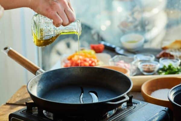 Step-by-Step Guide: How to Season HexClad Frying Pan