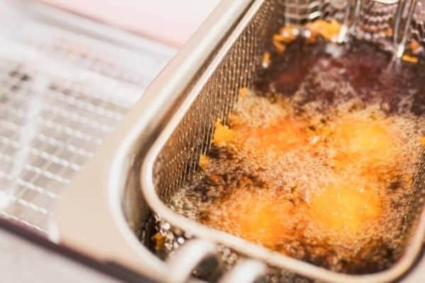 Can You Leave Oil in a Deep Fryer Overnight?
