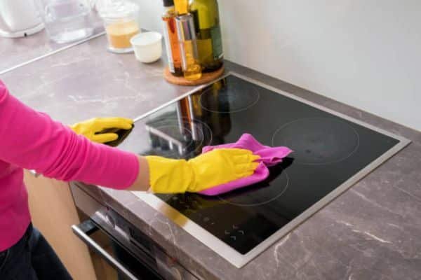 Daily Habits That Keep Your Glass Cooktop Safe