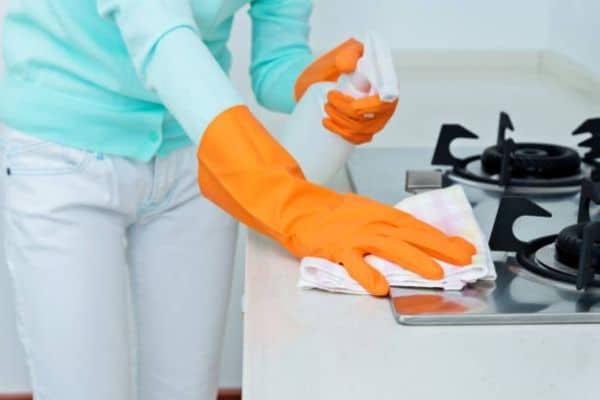 Deep Cleaning for Grease and Burnt-On Mess