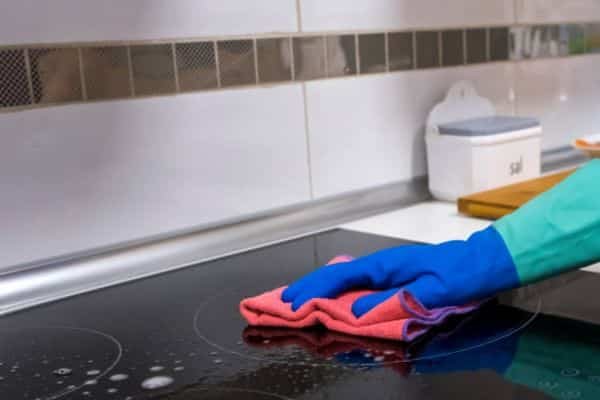 Everyday Cleaning vs. Deep Cleaning