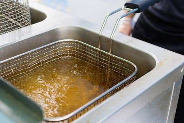 How Long Can You Keep Deep Fryer Oil?