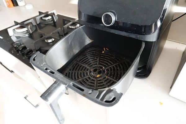 My Personal Experience Keeping My Air Fryer Grease-Free