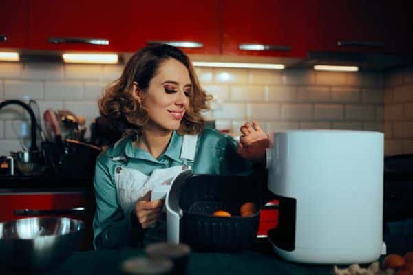 Common Mistakes That Make Air Fryer Smell Worse