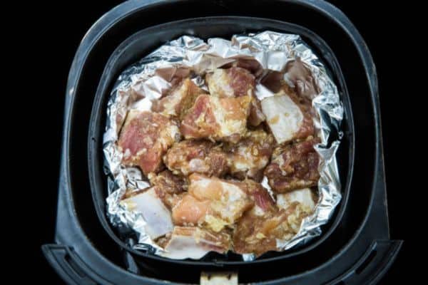 Foods You Should Not Cook With Aluminum Foil In The Air Fryer