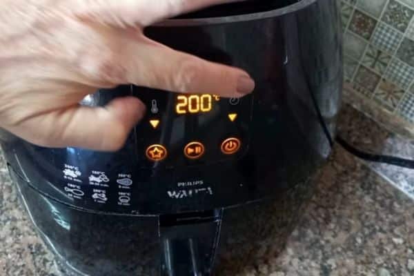 How to Change Celsius to Fahrenheit on Gourmia Air Fryer GAF1220