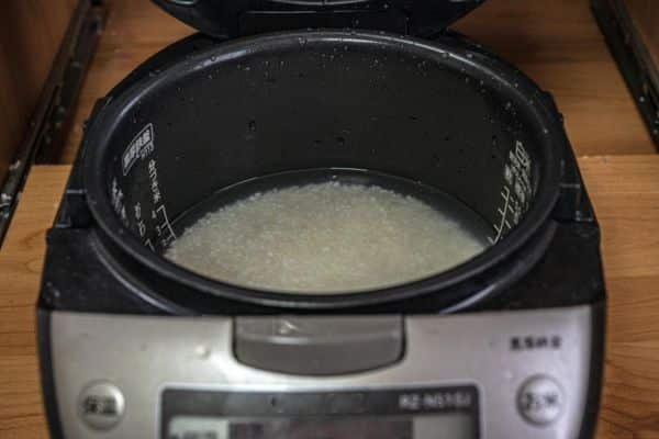 Common Mistakes That Cause Hard Rice