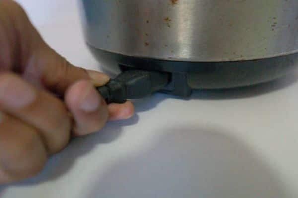 Make Sure The Plug Fits Properly